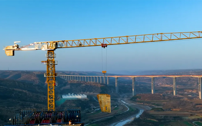 群塔架飞虹 | 黄土高原崛起的“emc易倍金”