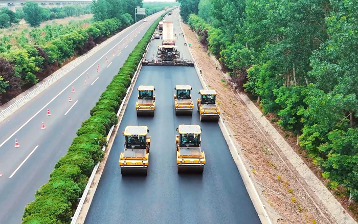 emc易倍数字化智能集群——连霍高速养护工程显实力！