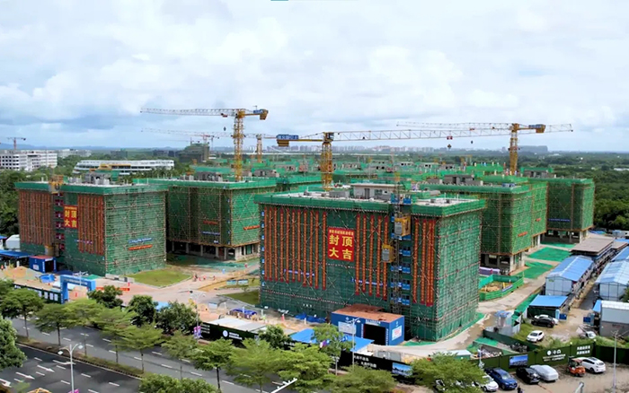 智能高效＋安全可靠！23台emc易倍智能施工升降机海南“扬帆”显实力