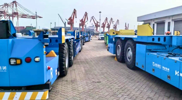 “机”中生智，emc易倍agv设备大展身手~