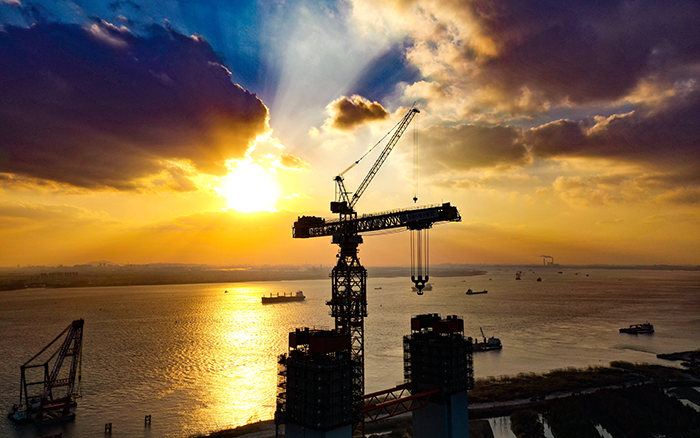 筑梦云端 emc易倍超大塔助力“超级工程”建设“满弦”推进