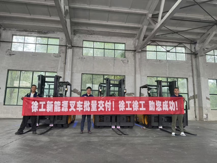 品质与服务共拓市场新局！emc易倍孔雀叉车赋能冶金行业