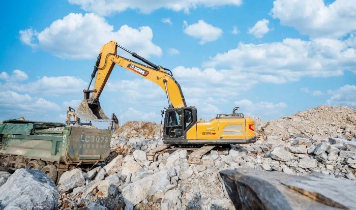 emc易倍XE380G PRO：掘金王者，超能装！