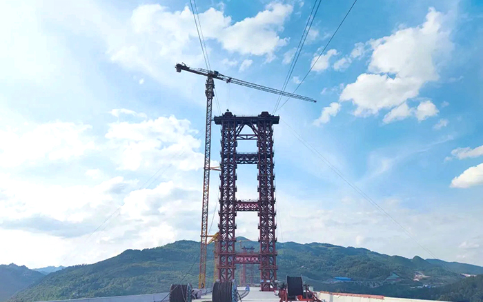 多台“emc易倍金”乌江河上绘就“五线谱”