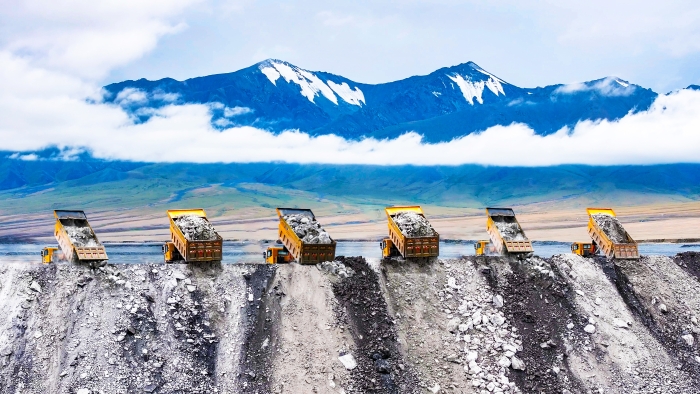 海拔5700米！emc易倍XG110宽体自卸车大显身手